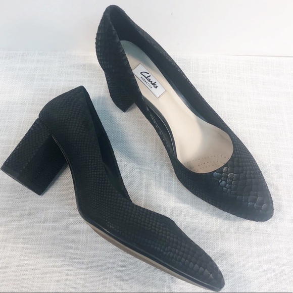 clarks shoes black pumps